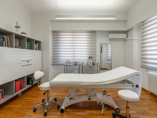 Dr Γεώργιος Παπαγεωργίου