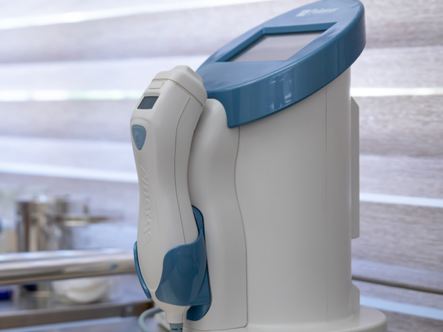 Dr Γεώργιος Παπαγεωργίου